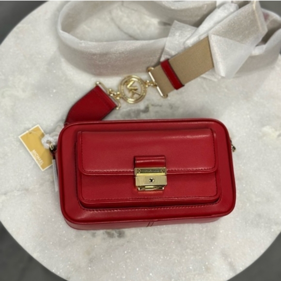 MICHAEL Michael Kors Handbags - Brand new Michael KORS Sloan bag